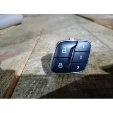 Кнопка центрального замка Ford Fusion 01.2012 - 12.2015