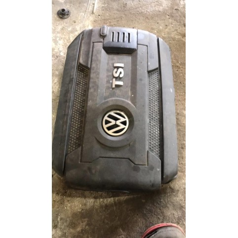 Накладка двигателя VW Passat B8