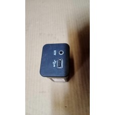 USB-хаб Dodge Dart 2012 - 2017
