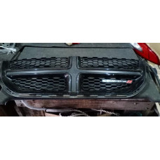 Решетка радиатора чёрная Dodge Grand Caravan 2011 - 20